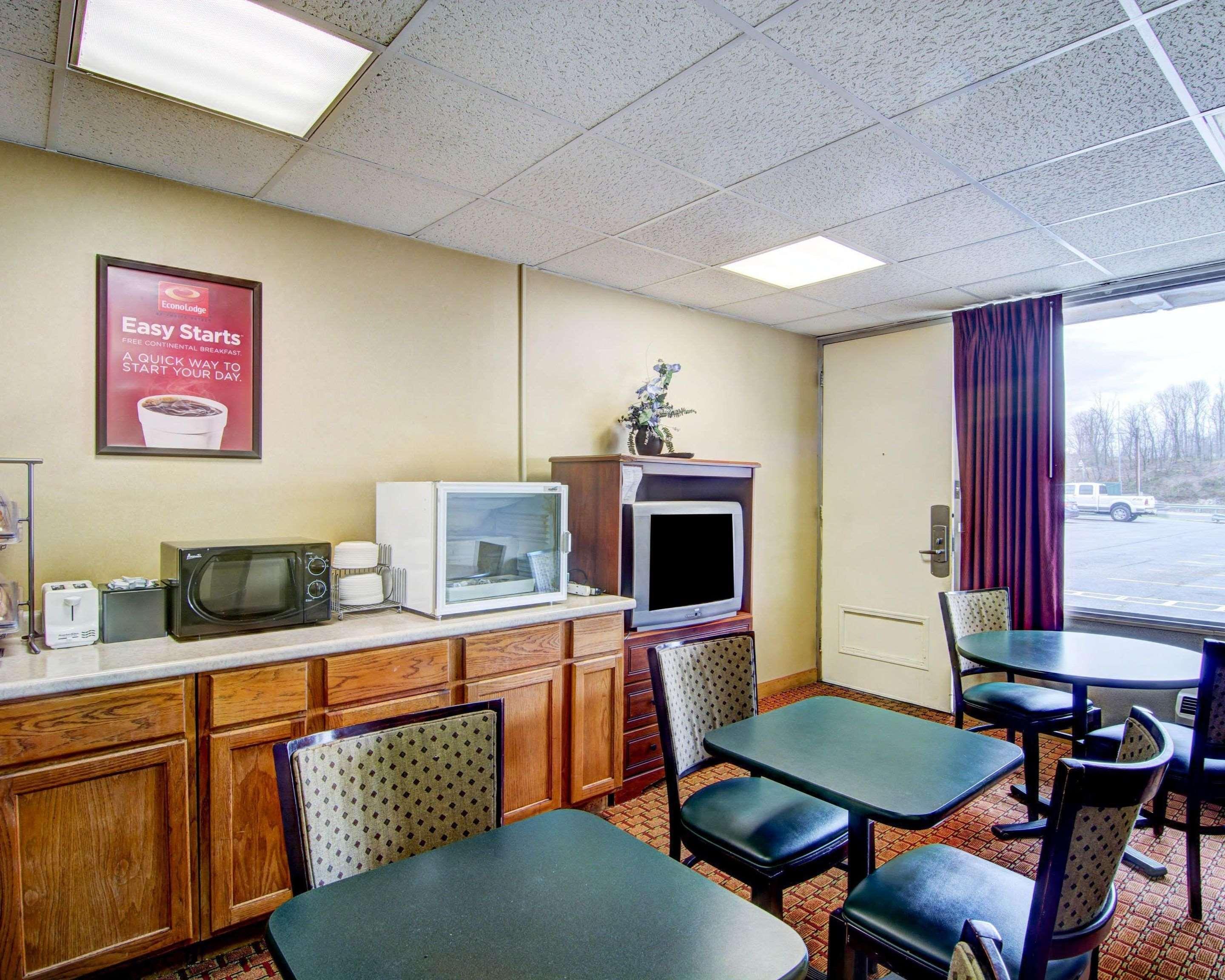 Econo Lodge Wytheville I-77 & I-81 Exterior foto