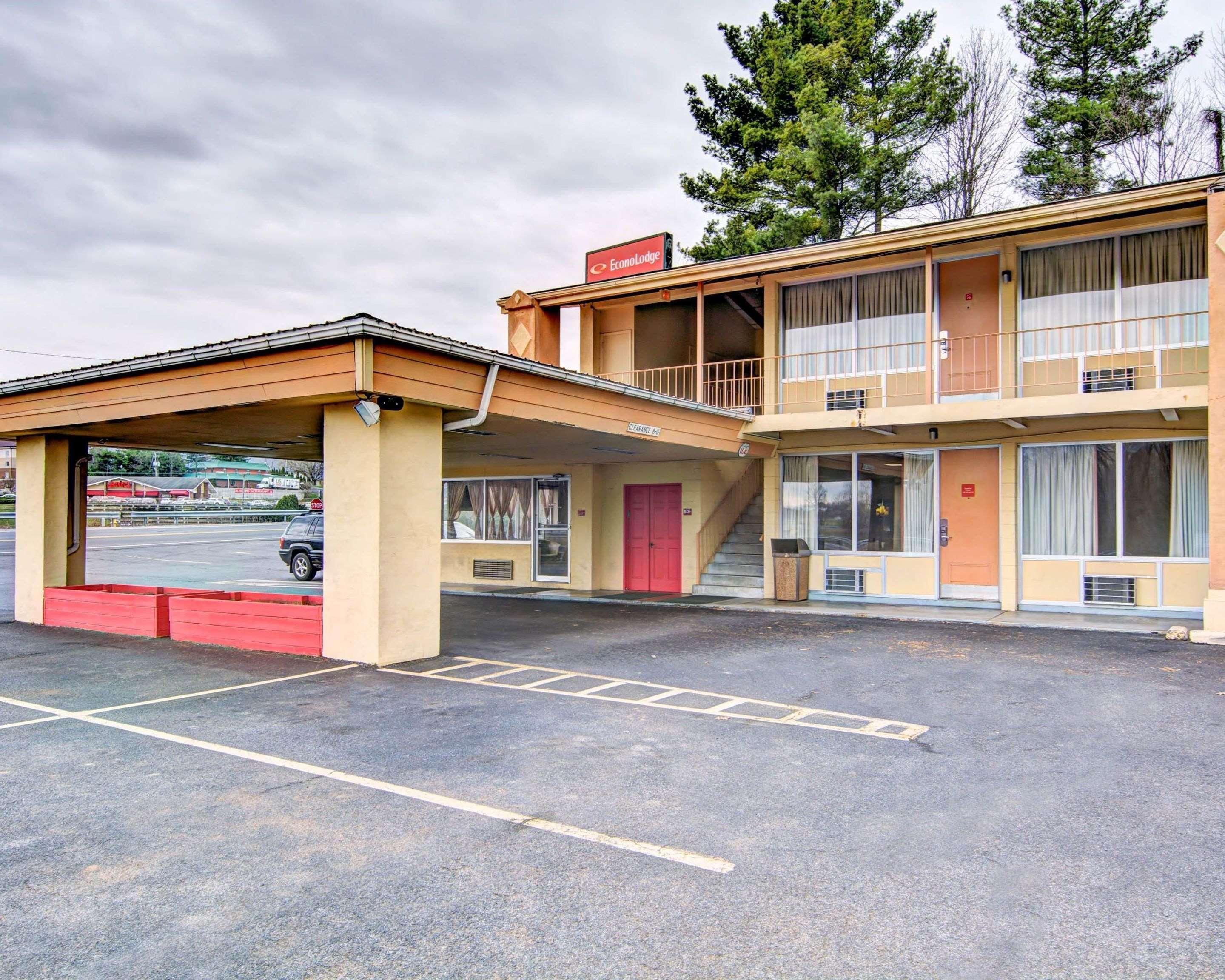 Econo Lodge Wytheville I-77 & I-81 Exterior foto